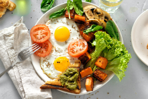 Photo utilisée pour illustrer l'article du blogue RE:Santé intitulé "Petit-déjeuner: le repas qui oriente la trajectoire de ta journée"